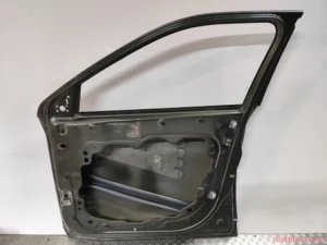 Двері передні праві Jeep Compass 2019 68242542AA