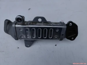 Натягувач ременя двигуна Jeep Compass 23-25 5281543AD