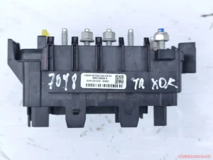Блок запобіжників Jeep Compass 23-26 7140516030