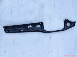 Накладка передньої панелі права верхня Jeep Compass 22-26 чорна шкіра, 7GW332R5AA
