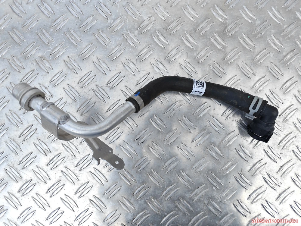 Патрубок системи охолодження Jeep Compass 23-26 68447626AA