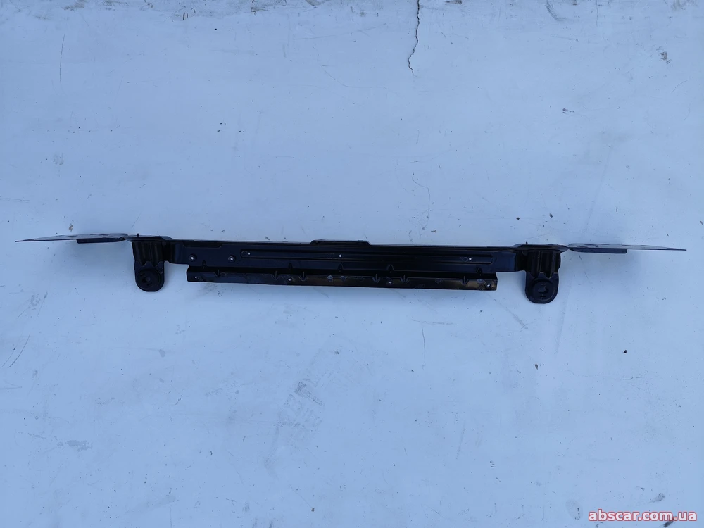 Планка телевізора нижня Jeep Compass 23-26 2.0T 68443369AA
