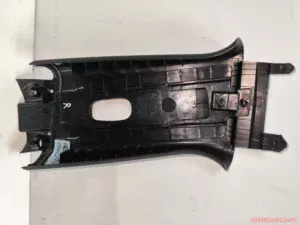 Накладка центральної стійки верхня ремінь права Jeep Compass 2023-2025 6ND20DX9AA