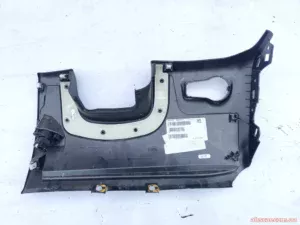 Накладка коліна водія Jeep Compass 22-26 чорна 6WK81DX9AB